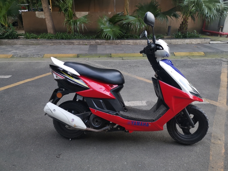 雅马哈踏板摩托车外卖家用非常适合  九成新...