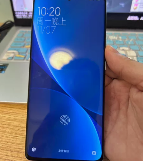 小米12pro蓝色8+256g，年初499...