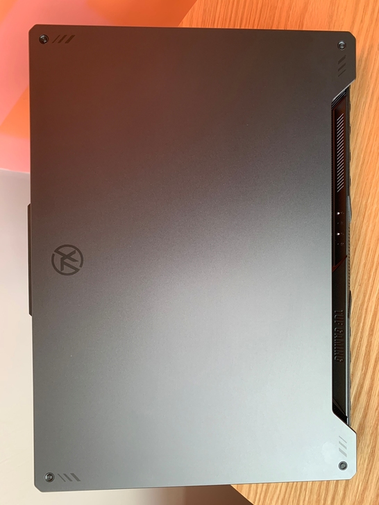 华硕游戏笔记本，天选2代