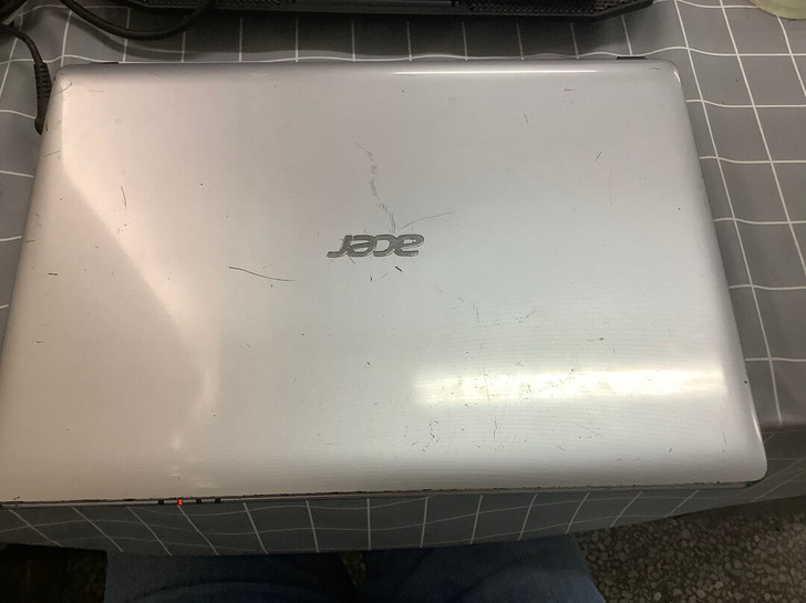 宏碁4752，二代i3标压处理器，4g内存...