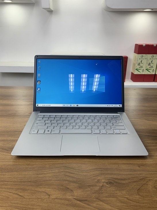 中柏ezbook s5四核e3950 8g...