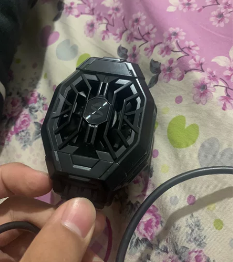 黑鲨散热背甲2pro 感兴趣的话点“我想要...