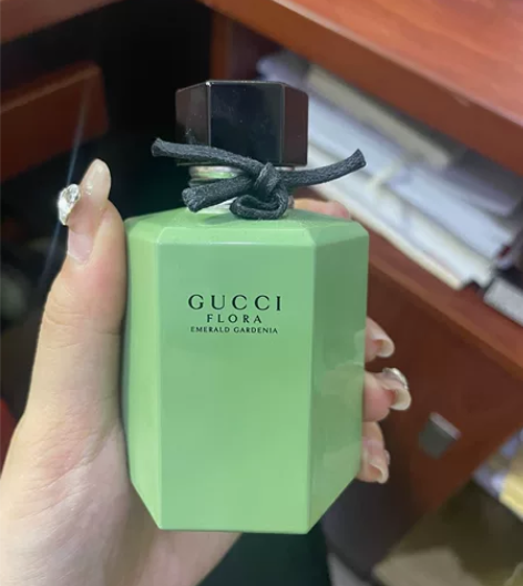 出手一个50mlGucci香水花之舞栀子花...
