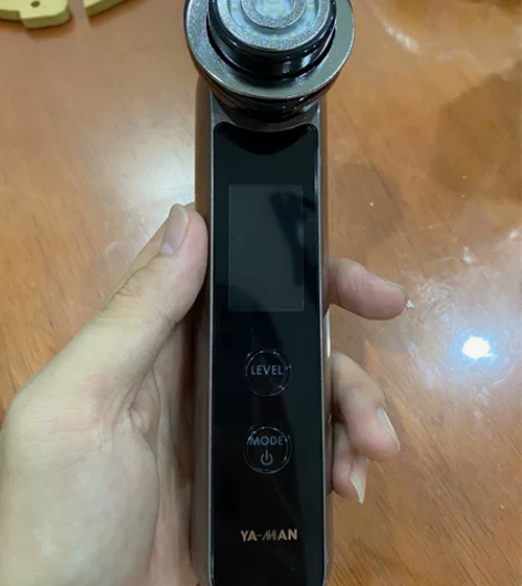 雅萌美容仪，几乎全新，用了不到5次就闲置了...