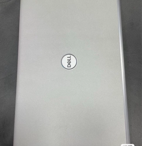 戴尔灵越7501，15.6英寸轻薄高性能笔...