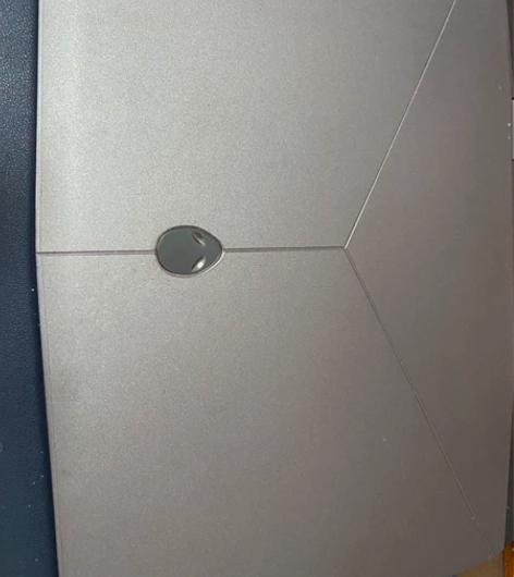 外星人笔记本，带包装，已贴膜，购买记录找不...