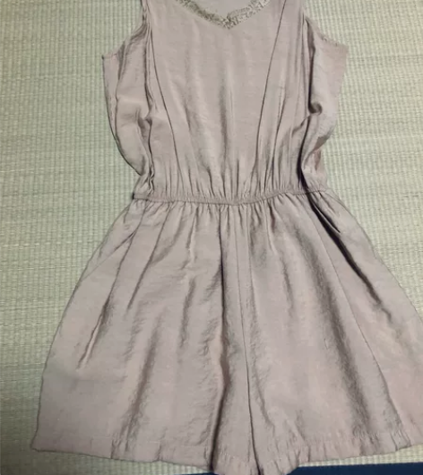 包邮 夏季吊带连体短裤均码 善变的女人，穿...