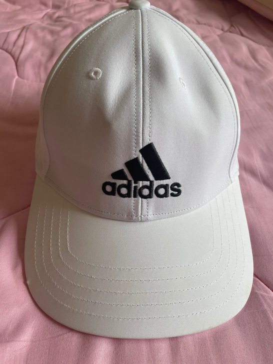 Adidas帽子 专柜购入 没戴超过3次