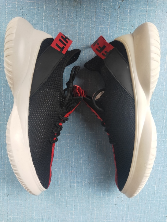 41码镂空网布透气休闲鞋 没穿过 图片实拍...