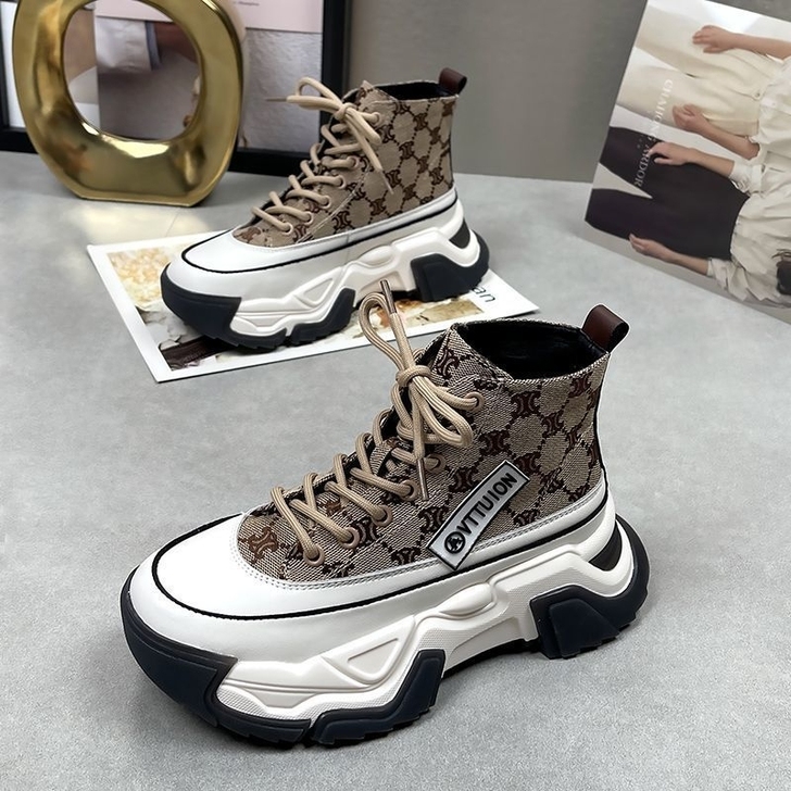 闲置拼接松糕鞋秋季复古老爹鞋，37码，要的...