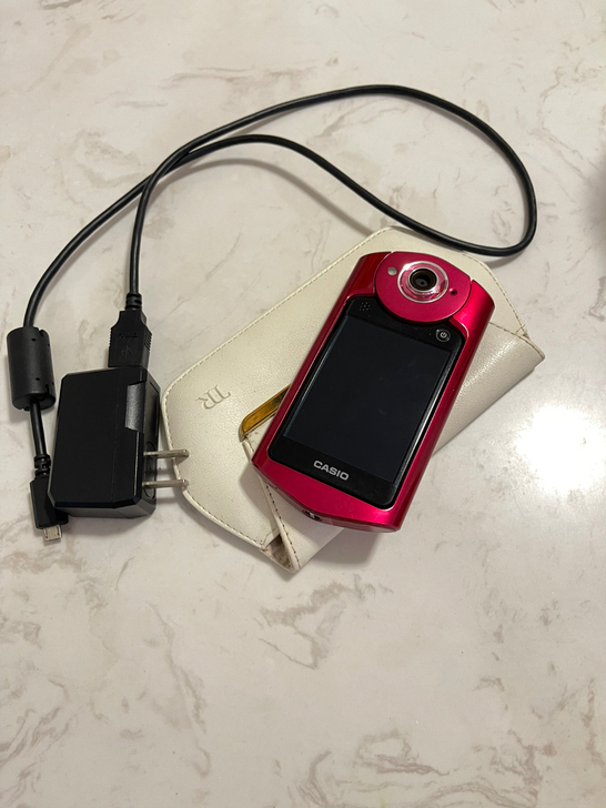 卡西欧自拍神器美颜相机 忘了什么型号了,买...