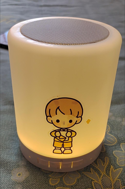 夜间七彩拍拍灯无线手机蓝牙音箱电脑插卡家用...