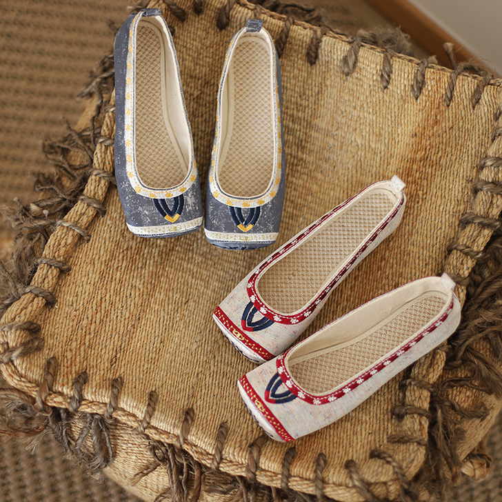 《放歌行》原创魏晋制方履独立研发汉服配鞋原...