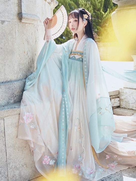 【出】十三余小豆蔻儿[婴宁]全套