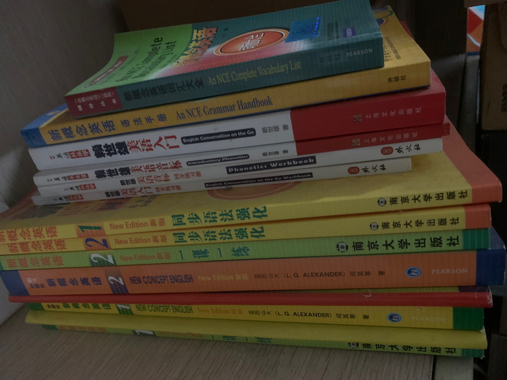 新概念英语、一课一练、同步语法强化1-2侧...