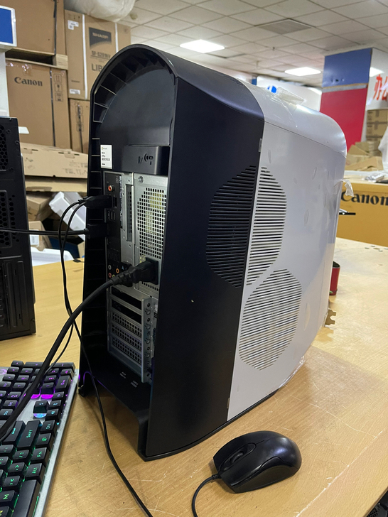 外星人aurora R9台式电脑，i7 9...