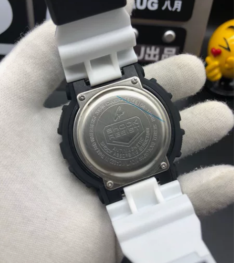 。ga-110 抬手灯卡西欧g-shock...