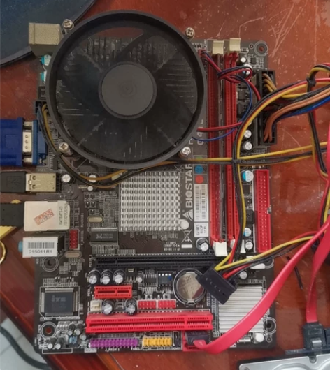 映泰G41主板+E5500CPU+DDR3...