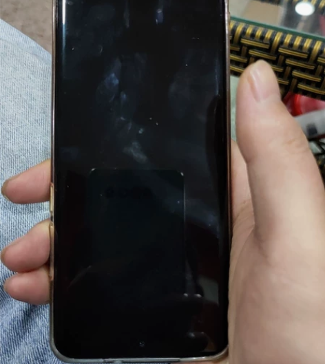 魅族18s  独角兽   8＋256g。个...