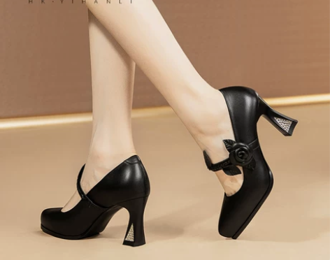 鞋子2022年走秀防水台高跟鞋大码41时尚