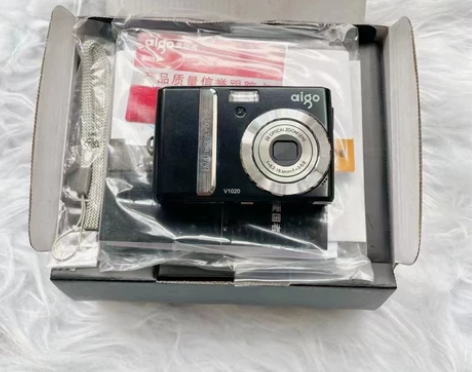 爱国者V1020 复古数码相机  ccd数...