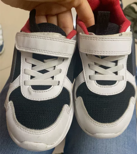 安踏运动鞋，尺码11c 七成新