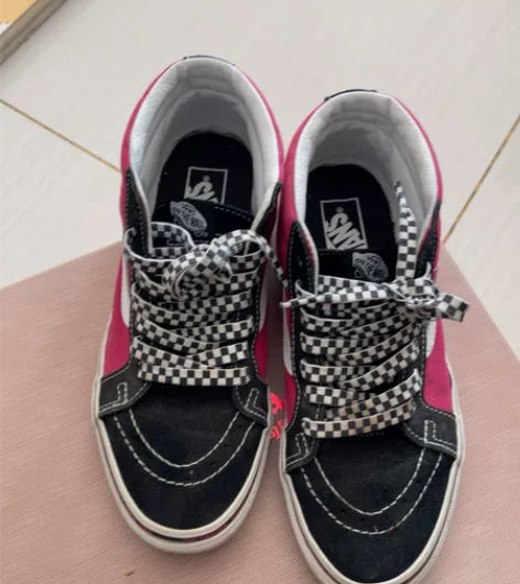 Vans闲置，39码，非常好穿，配色特别，...