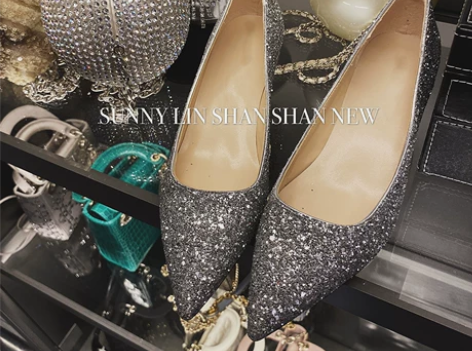 ?033星河入眼，一见倾心 闪闪发光的轻熟...