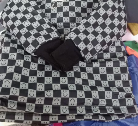校服神器，蚕丝棉上衣，柔软舒服暖和，不臃肿...