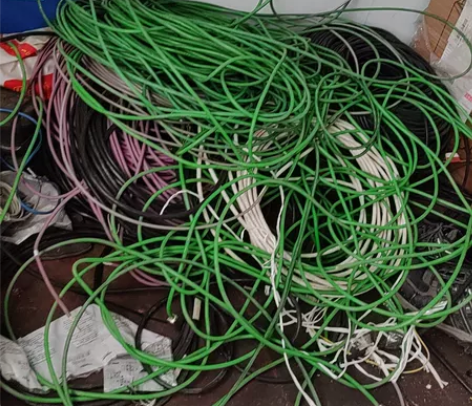 西门子网线 低价处理 感兴趣的话点“我想要...
