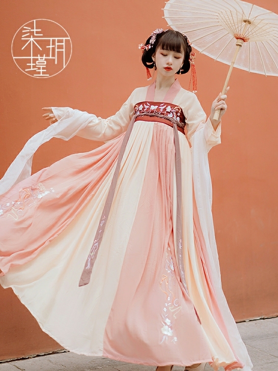 回血出七月瑾汉服出m码