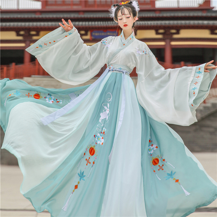 翡缇兰 民族装舞台装