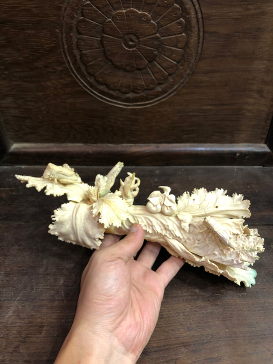 创汇骨雕摆件