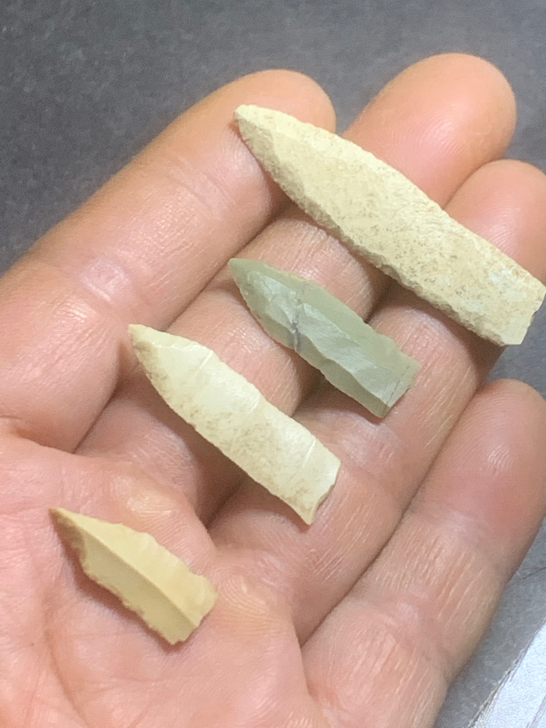 高估石器石器时代打制石器箭镞4个，捡时就这...