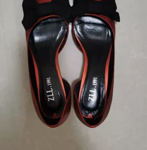 ZLL珠利莱专柜正品女皮鞋低跟红色黑蝴蝶结...