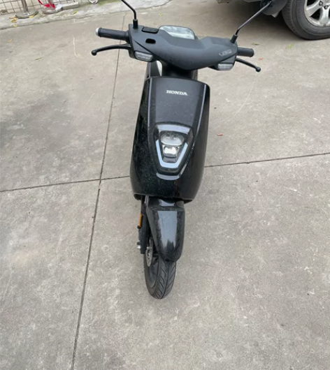 代友出售新大洲本田小电驴一辆，车子公里数低...
