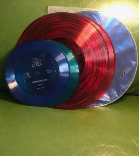 黑胶唱片 感兴趣的话点“我想要”和我私聊吧～