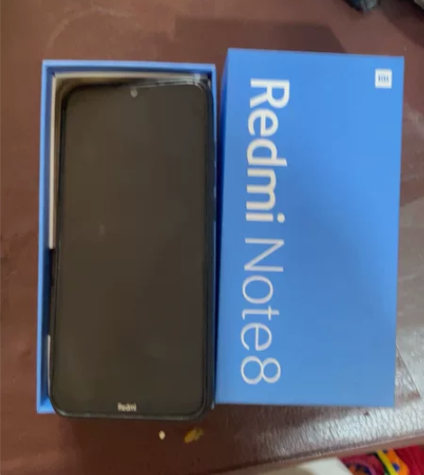 红米note86+64一直贴钢化膜带套使用...