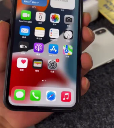 国行双卡苹果11–128G 靓机 爱思红后...