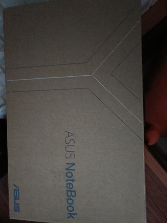 华硕无畏15 OLED屏轻薄商务办公笔记本...