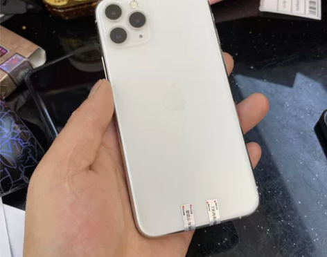 iPhone 11 Pro 64gb 美版...