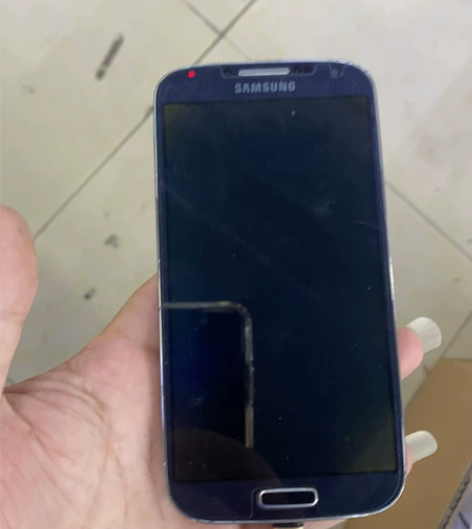 三星i9505（S4）16G开机正常，屏幕...