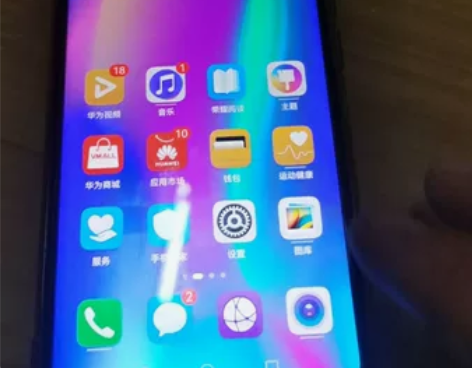 华为荣耀10自用手机，换了后盖，摄像头，主...