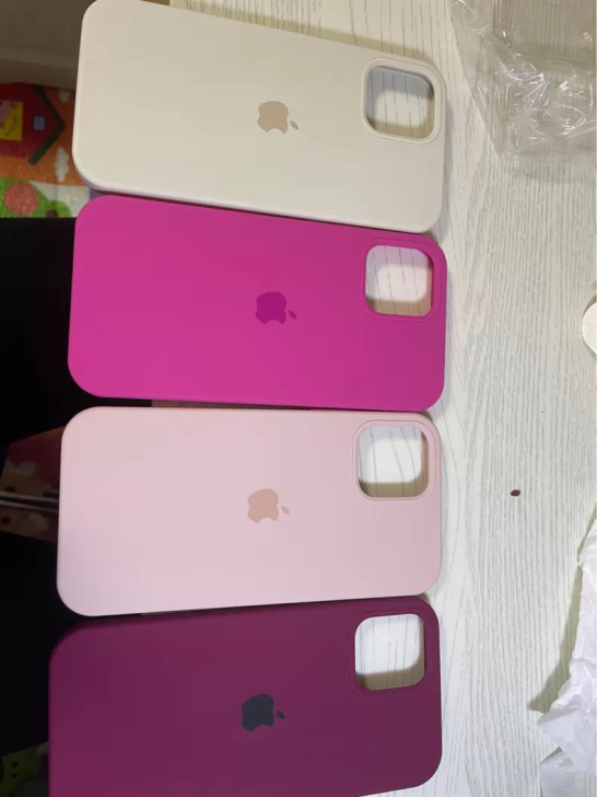 iPhone12/11液态硅胶手机壳 二手...