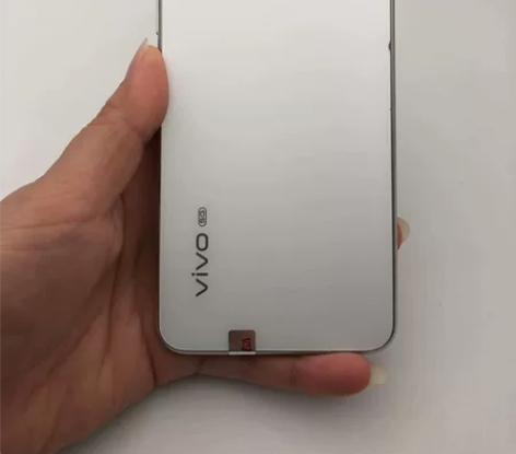 低价出售 vivo S7 内存8+128 ...
