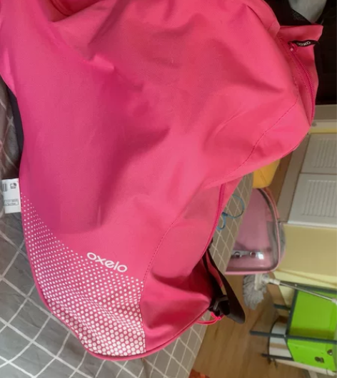 出单排旱冰鞋一套,自提,自提 感兴趣的话点...