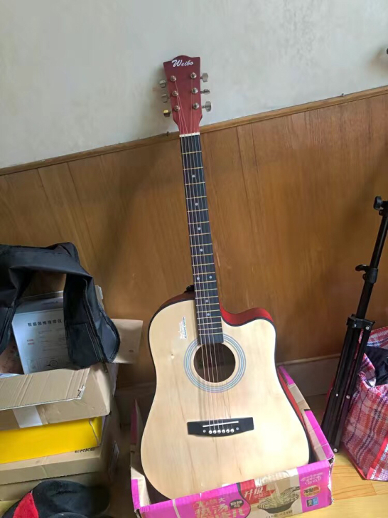 【琴行不做了】原价好几百的吉他处理吉他全新...