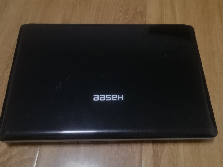 神舟笔记本电脑