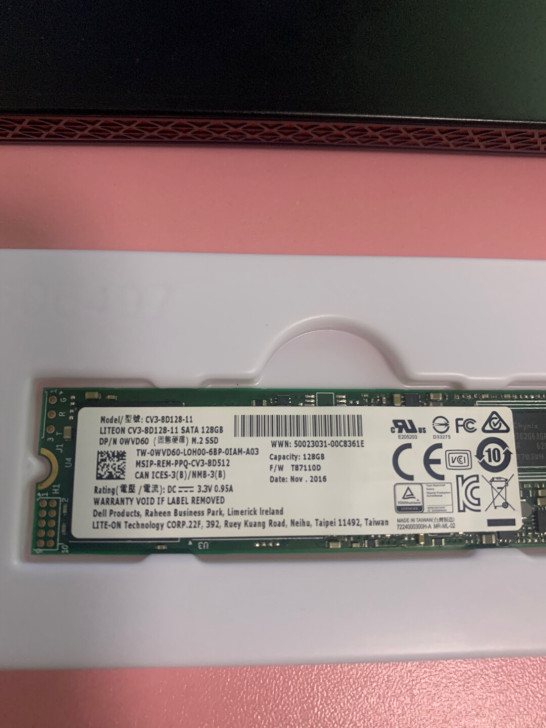 戴尔游匣7567，换了512的固态硬盘。电...