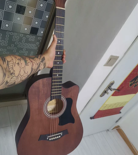 41寸实木单板吉他 全套一起送防水琴包，说...